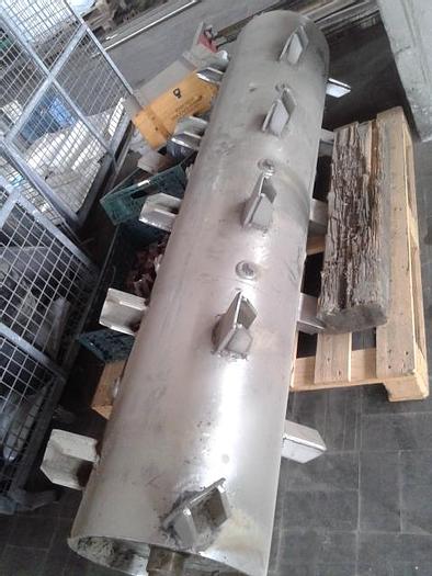 Used AMUT VERTICAL CENTRIFUGE