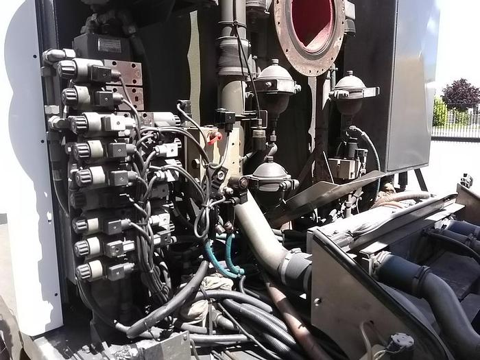 Gebruikt 2004 Ravo 560 STH