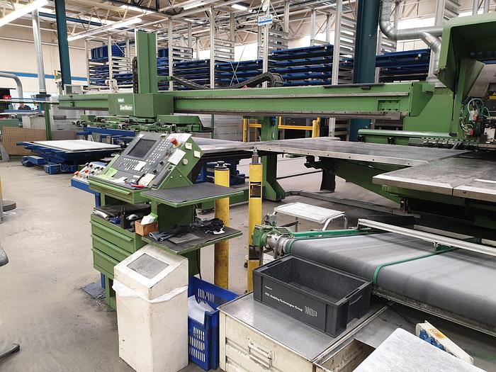 Gebruikt 2000 Trumpf Trumatic 600 L 1600