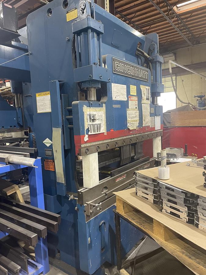 Used 60 Ton x 6' Cincinnati AutoForm CNC Press Brake