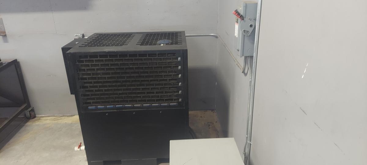 Used 2000 - 22 Ton Amada Vipros 255 CNC Turret Punch