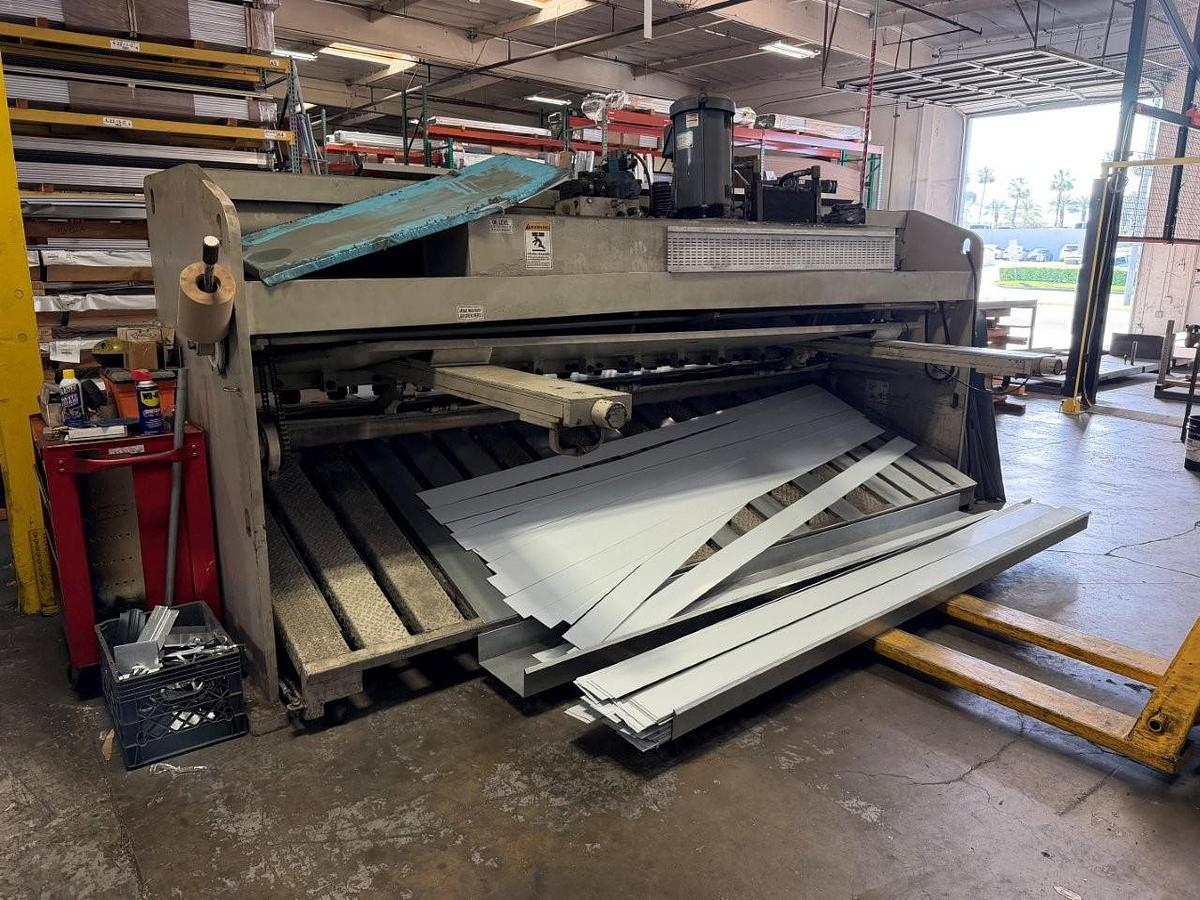 Used 1999 - 1/4" x 12' Accurshear 625012 CNC Hydraulic Shear