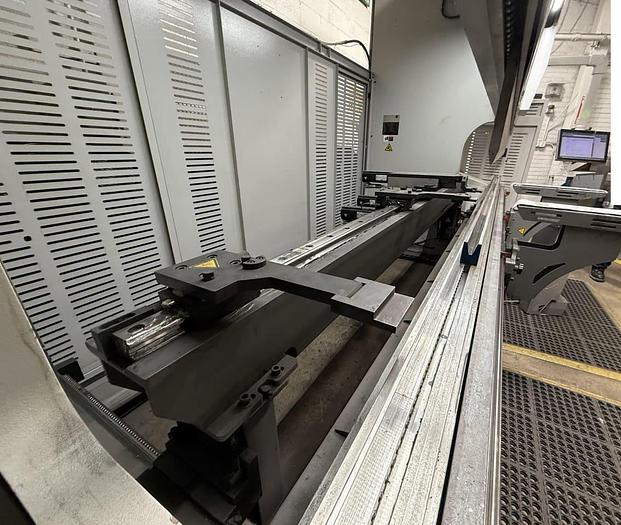 Used 2017 - 248 Ton x 13' Bystronic Xact Smart 225-4100 CNC Hydraulic Press Brake