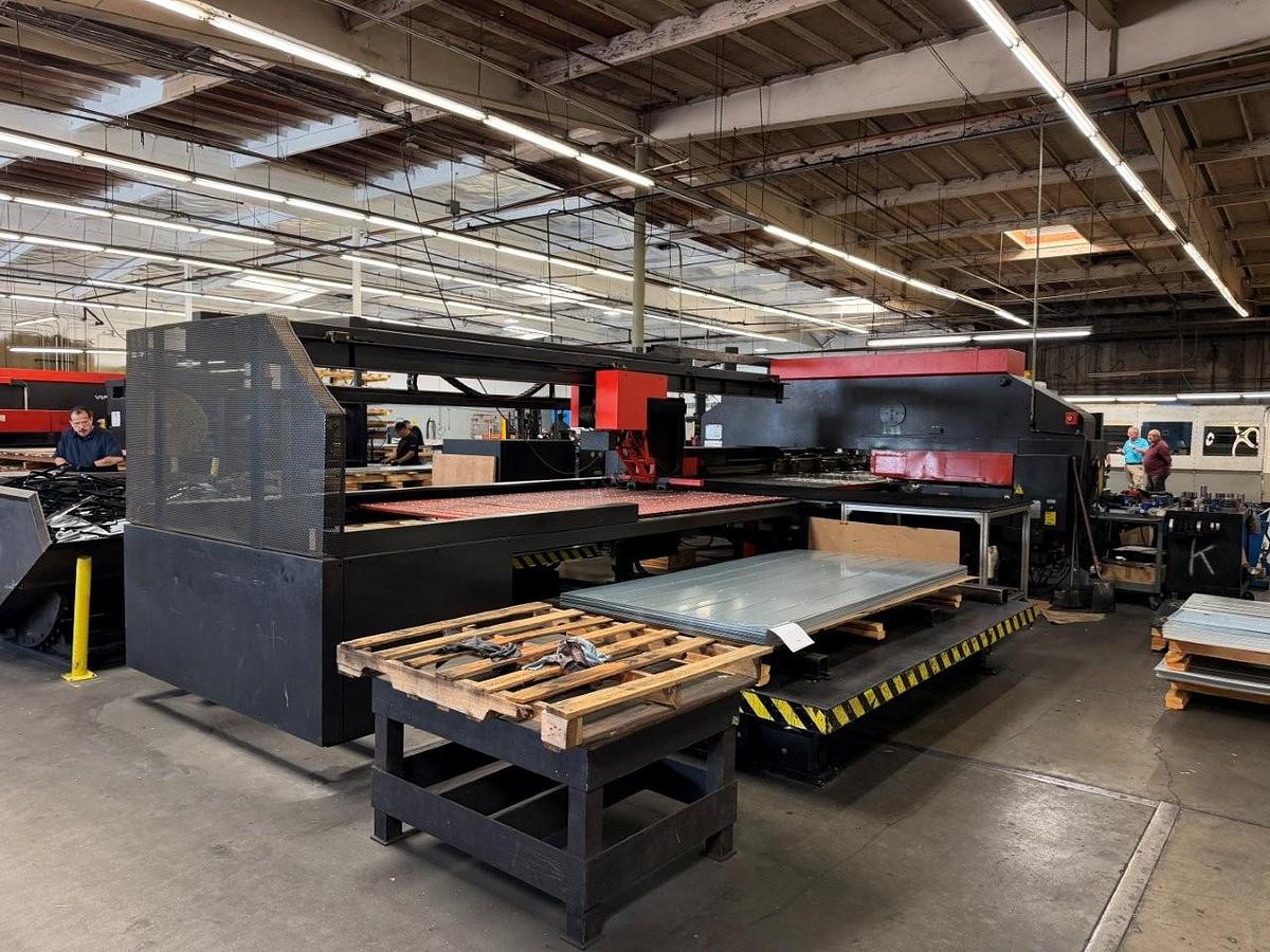 Used 1999 - 33 Ton Amada Vipros 357 Queen CNC Turret Punch