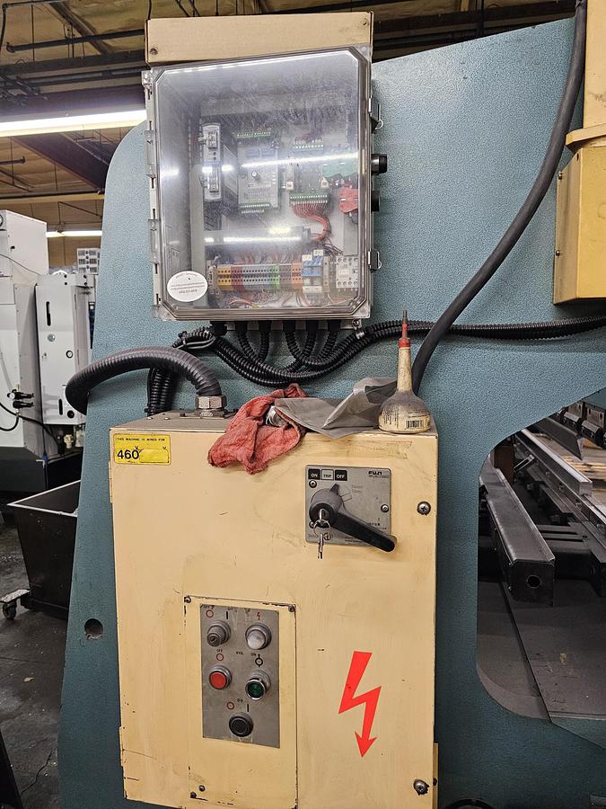 Used 1984 - 110 Ton x 13' Amada RG-100L CNC Press Brake