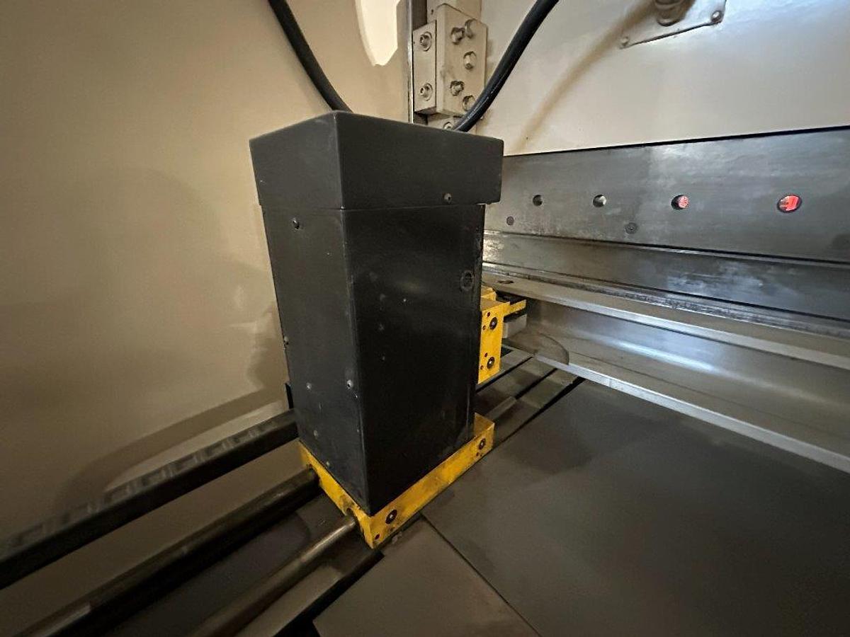 Used 350 Ton x 14' Cincinnati PF350-12 CNC Press Brake