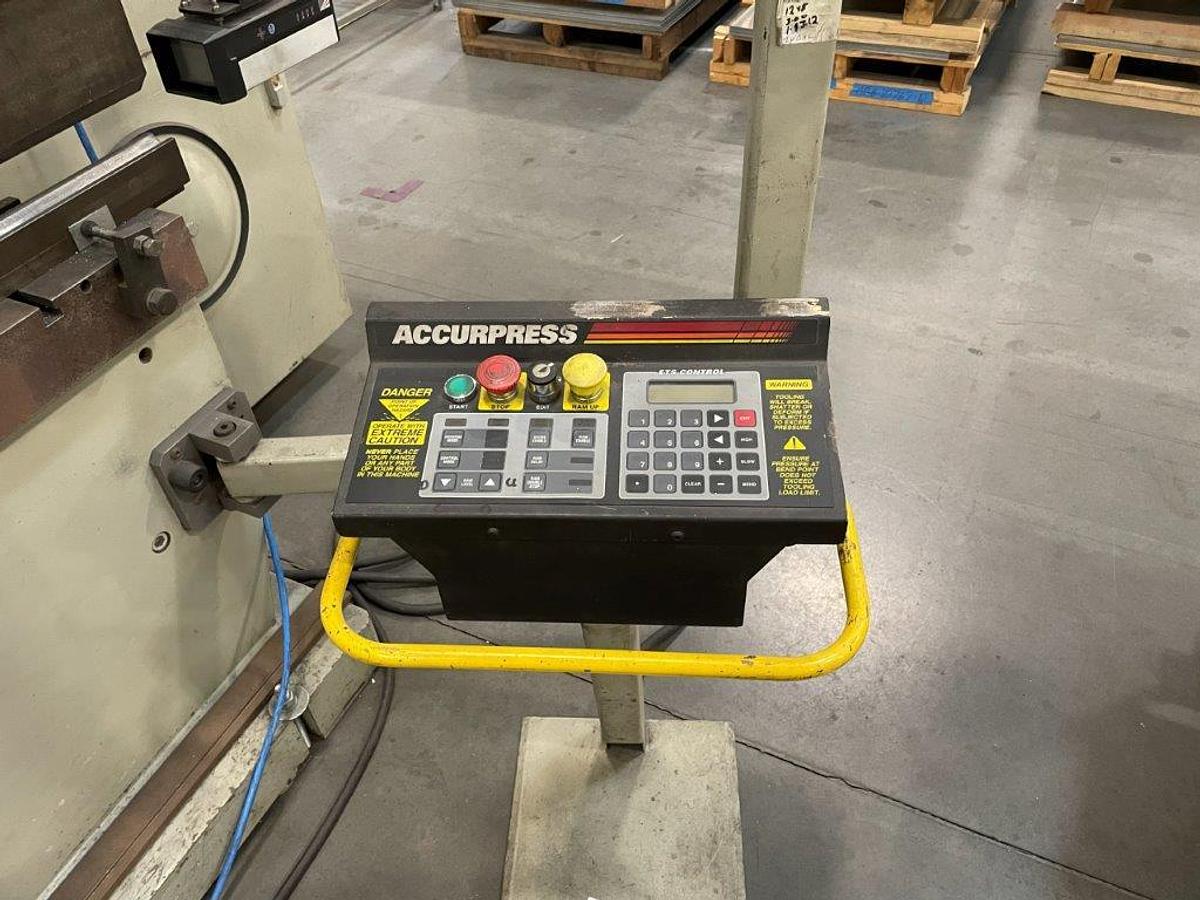 Used 2008 - 175 Ton x 14" Accurpress 717514 CNC Press Brake