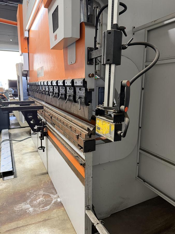 Used 150 Ton x 10.17" Ermak Power Bend Falcon CNC Press Brake
