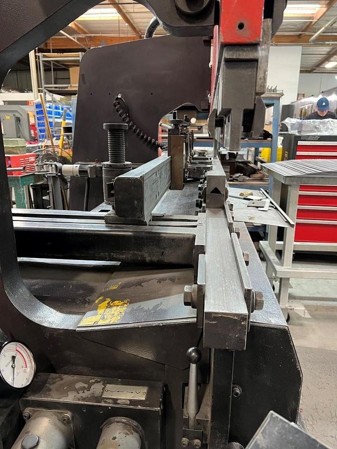 Used 1993 - 88 Ton Amada RG-80 CNC Press Brake