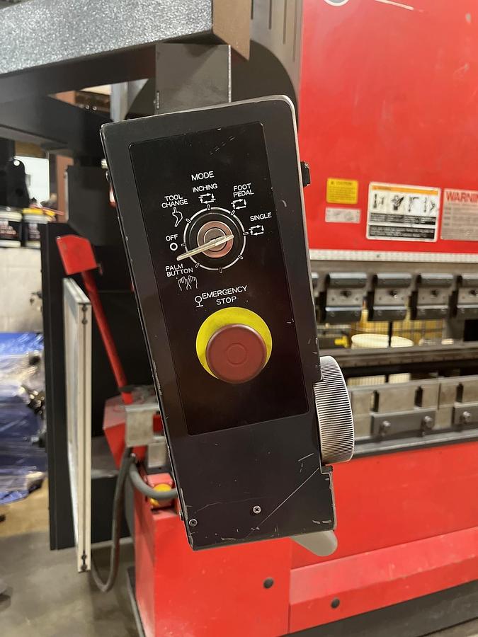 Used 2010 - 143 Ton Amada HDS-1303NT Hydraulic Press Brake