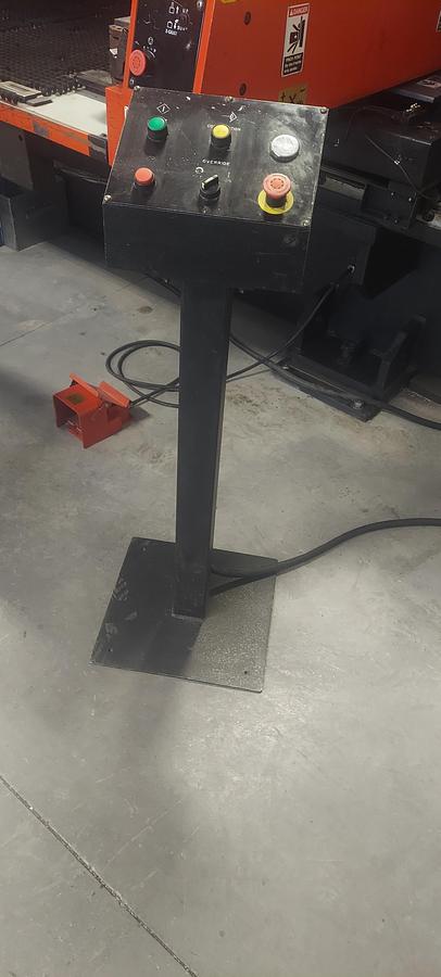 Used 2000 - 22 Ton Amada Vipros 255 CNC Turret Punch