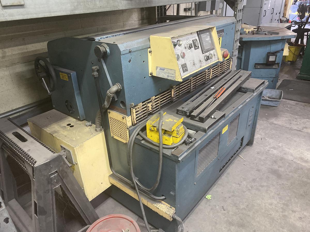 Used 1985 - 11 ga. x 4' Amada S-1232 Mechanical Shear