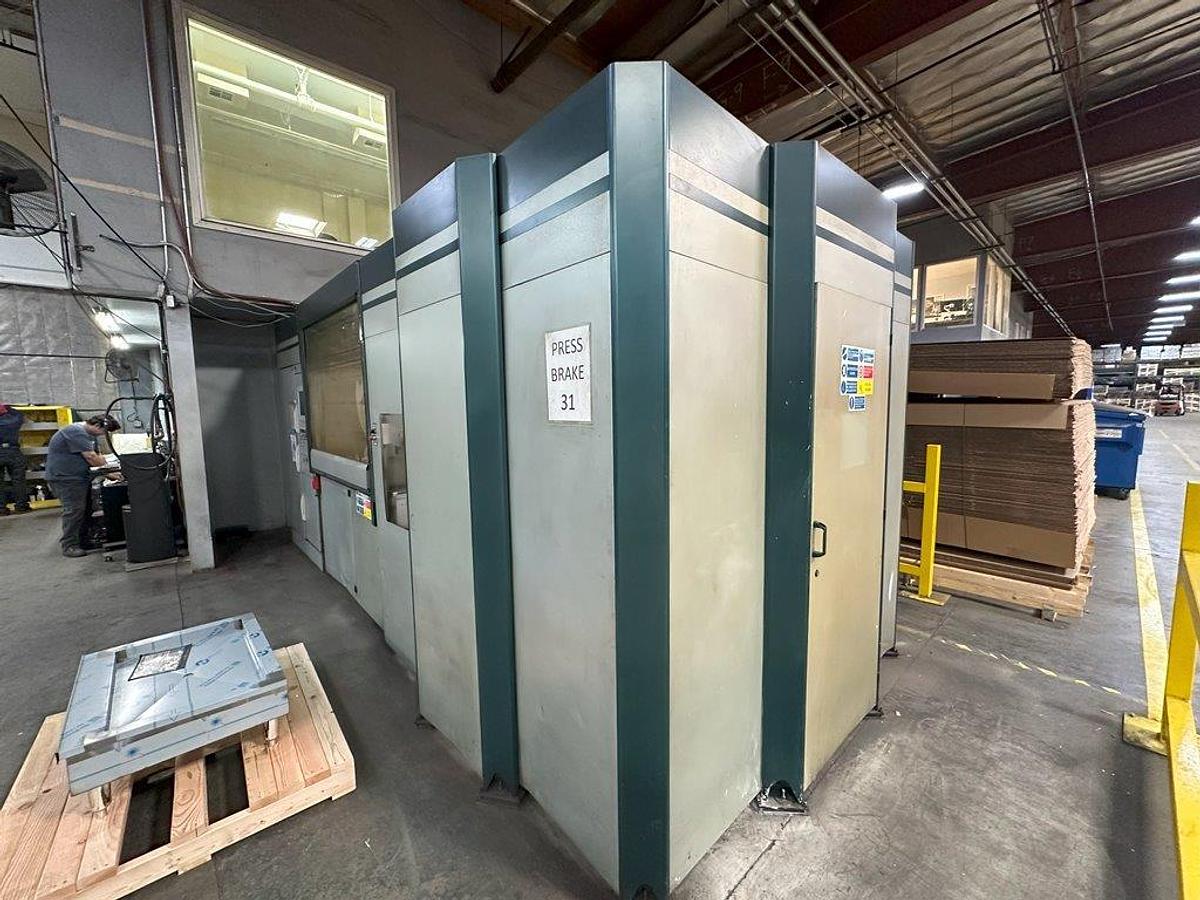 Used 2004 - Salvagnini P@ CNC Panel Bender