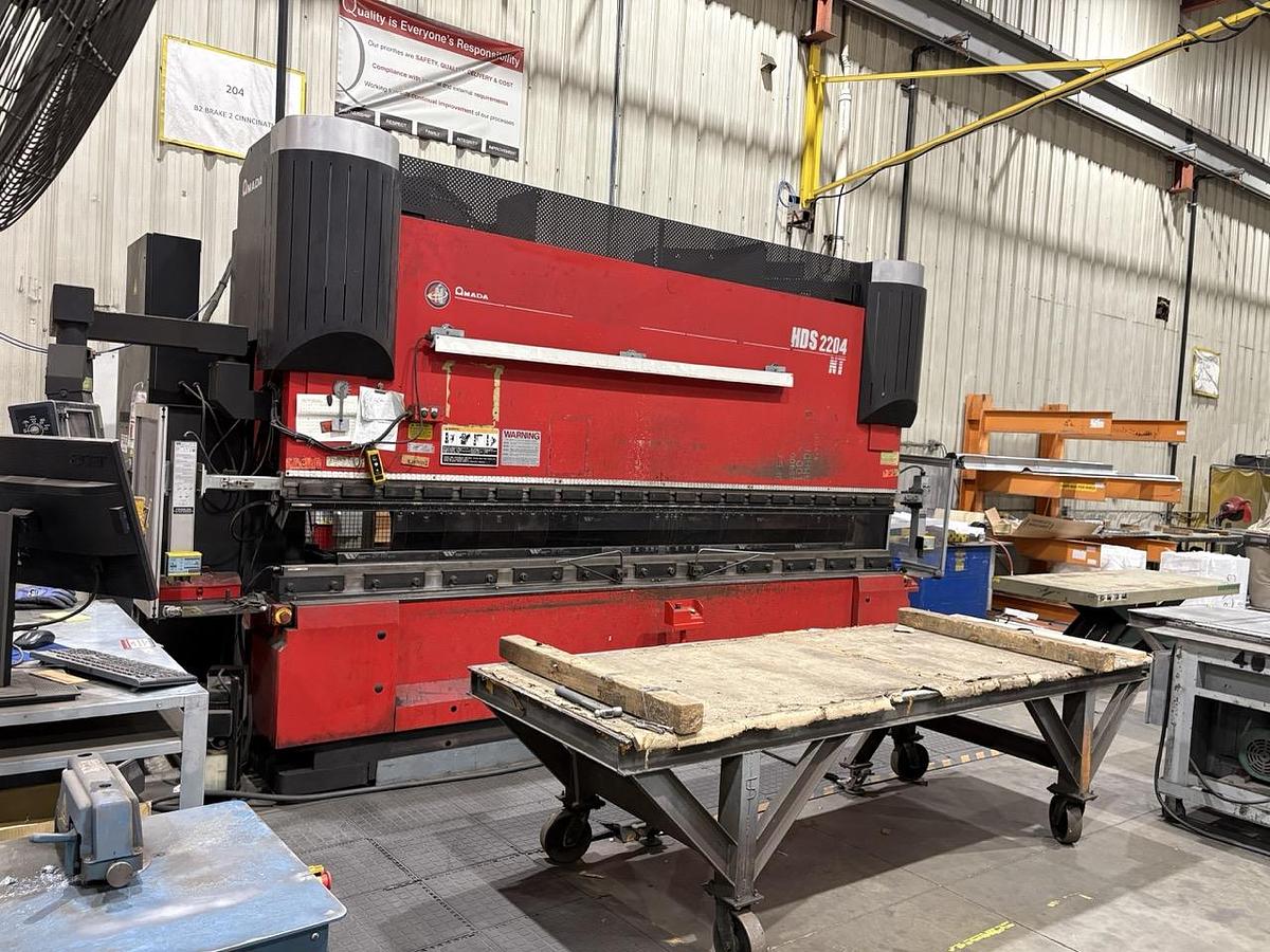 Used 2010 - 242 Ton Amada HDS-2204NT Hybrid Press Brake