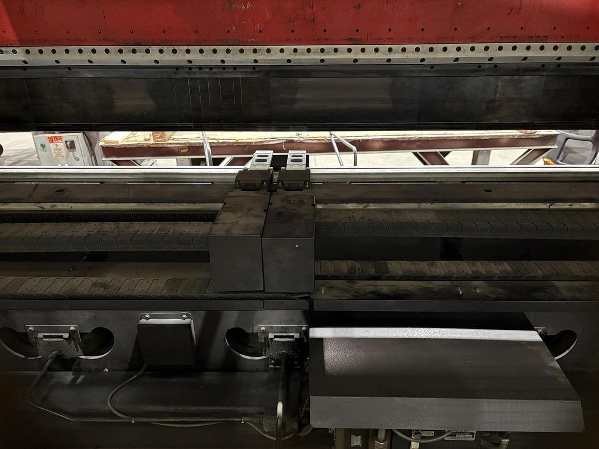 Used 2010 - 242 Ton Amada HDS-2204NT Hybrid Press Brake