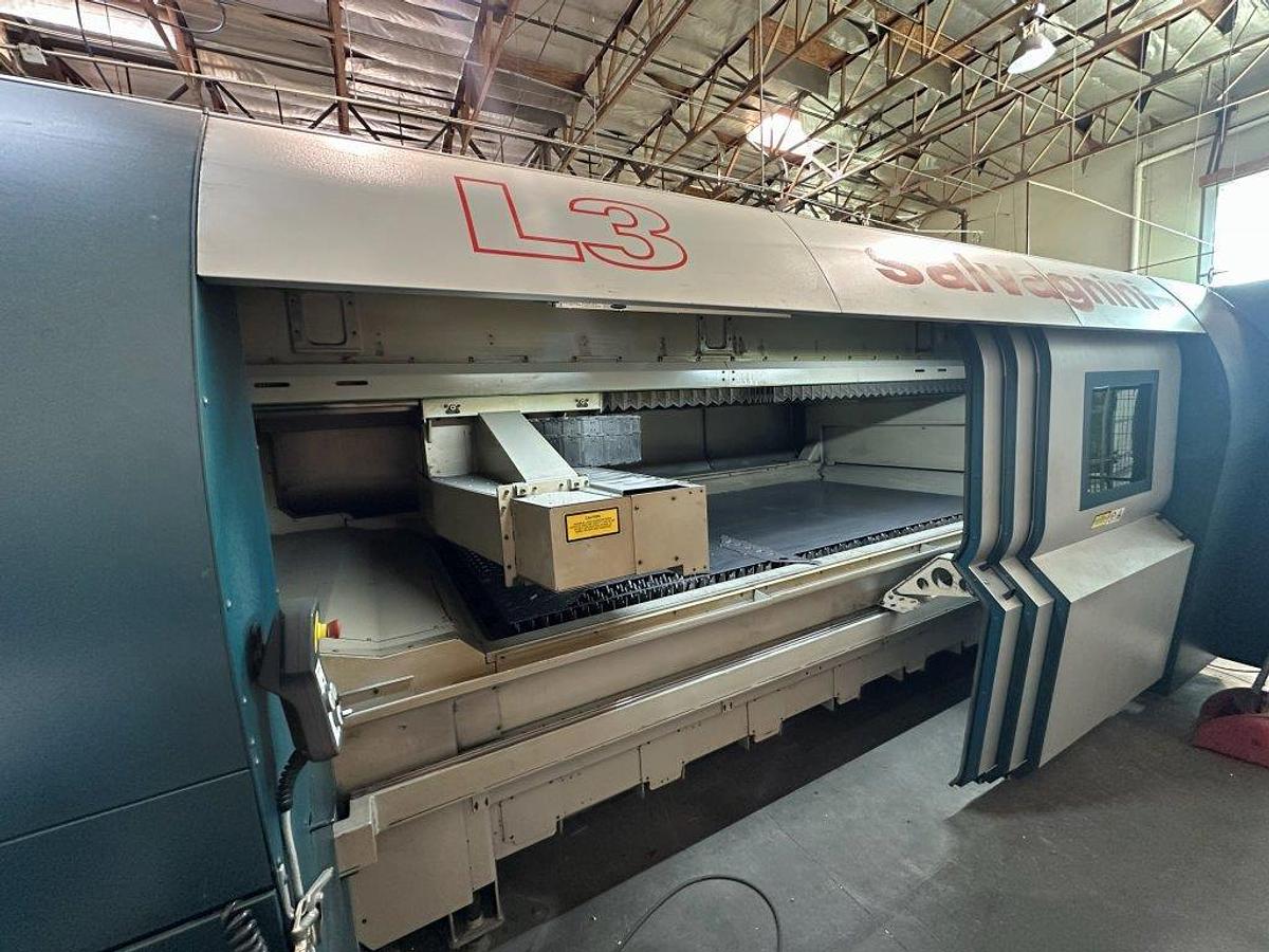 Used 2015 - 3000 Watt Salvagnini L3 Fiber Laser w/Automation