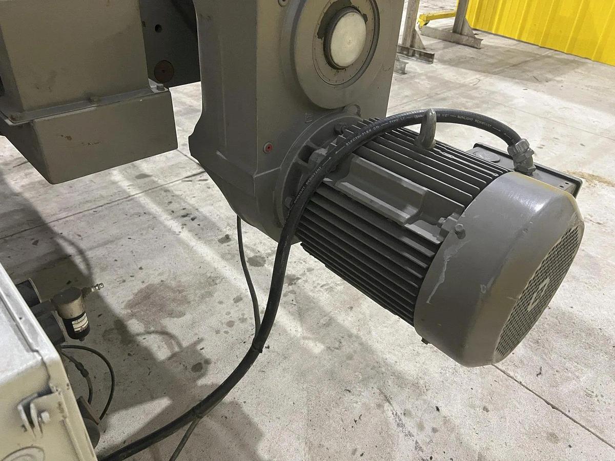 Used 1997 - 52" Timesaver 252-301C 3 Head Belt Grinder Sander