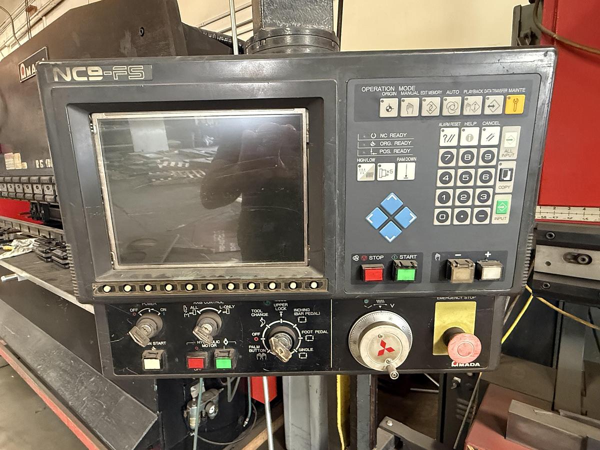 Used 1997 - 138 Ton x 10' Amada FBD-1253FS CNC Press Brake