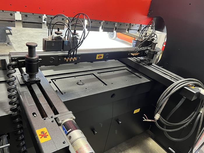 Used 1987 - 88 Ton Amada FBD-8020 CNC Press Brake