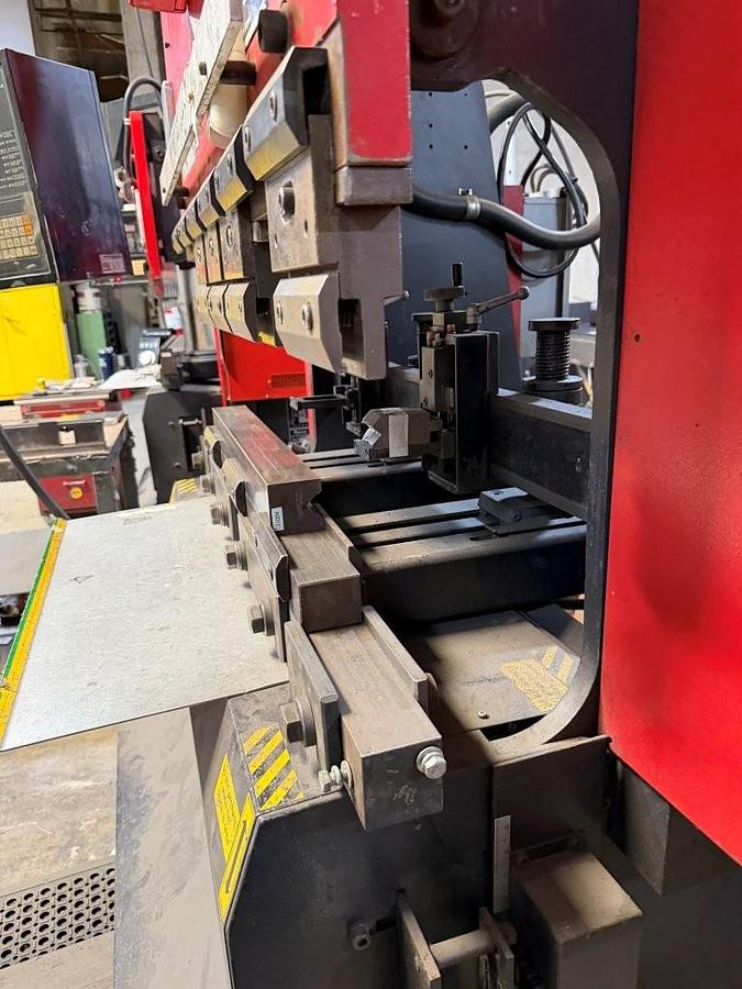 Used 2000 - 38 Ton Amada RG-35S CNC Press Brake