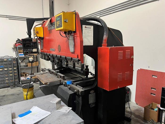 Used 1983 - 88 Ton Amada RG-80S CNC Press Brake