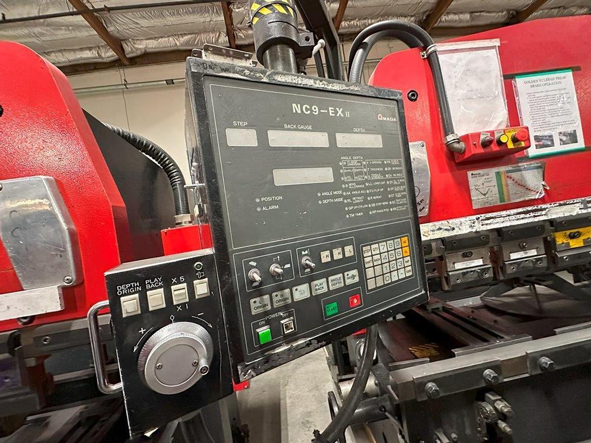 Used 1996 - 88 Ton Amada RG-80 CNC Press Brake