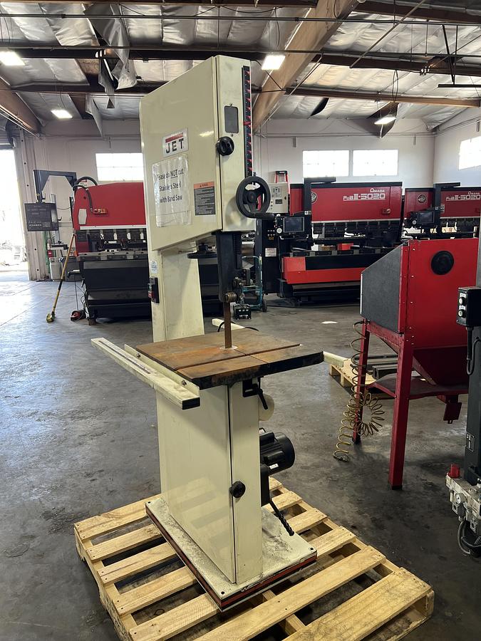 Used JET 18" Metal/Wood VBS-18MW Bandsaw