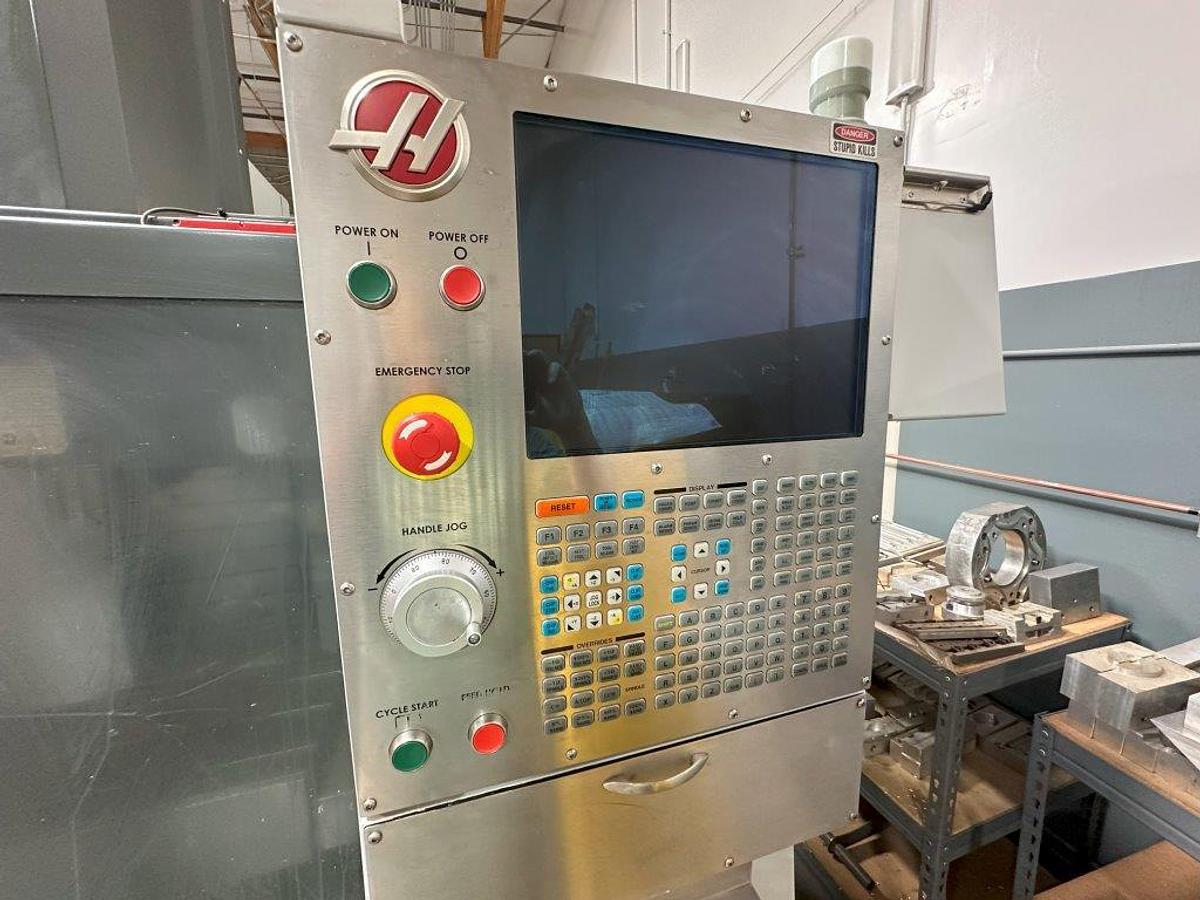 Used 2013 Haas VF-2SS CNC Vertical Machining Center