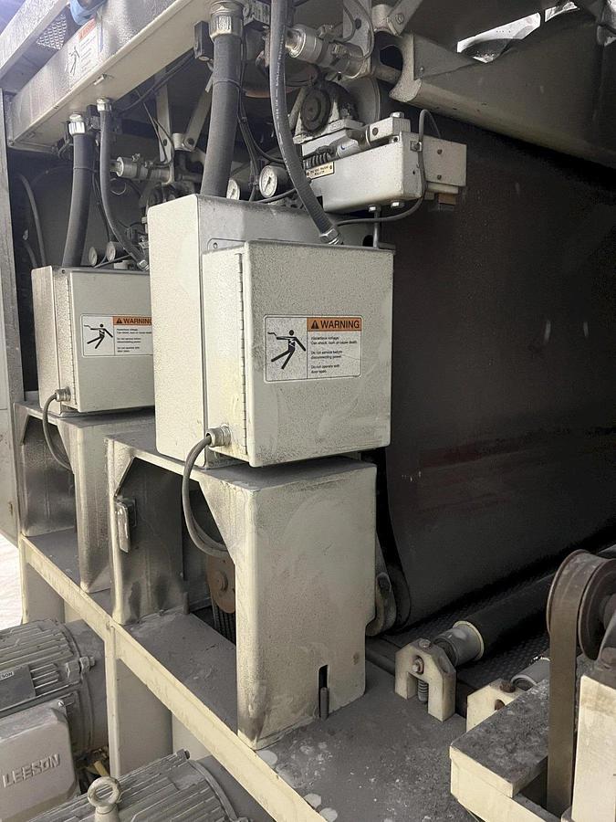 Used 1997 - 52" Timesaver 252-301C 3 Head Belt Grinder Sander