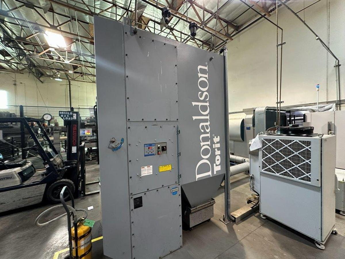 Used 2015 - 3000 Watt Salvagnini L3 Fiber Laser w/Automation