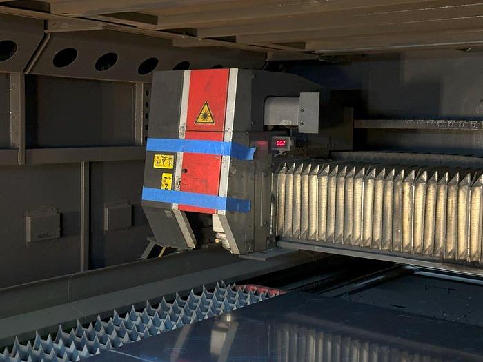 Used 2015 - 2000 Watt Amada ENSIS 3015-AJ Fiber Laser