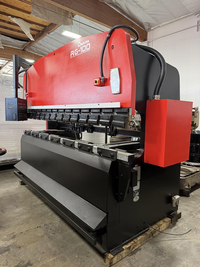 Used 2001 - 110 Ton Amada RG-100 CNC Press Brake