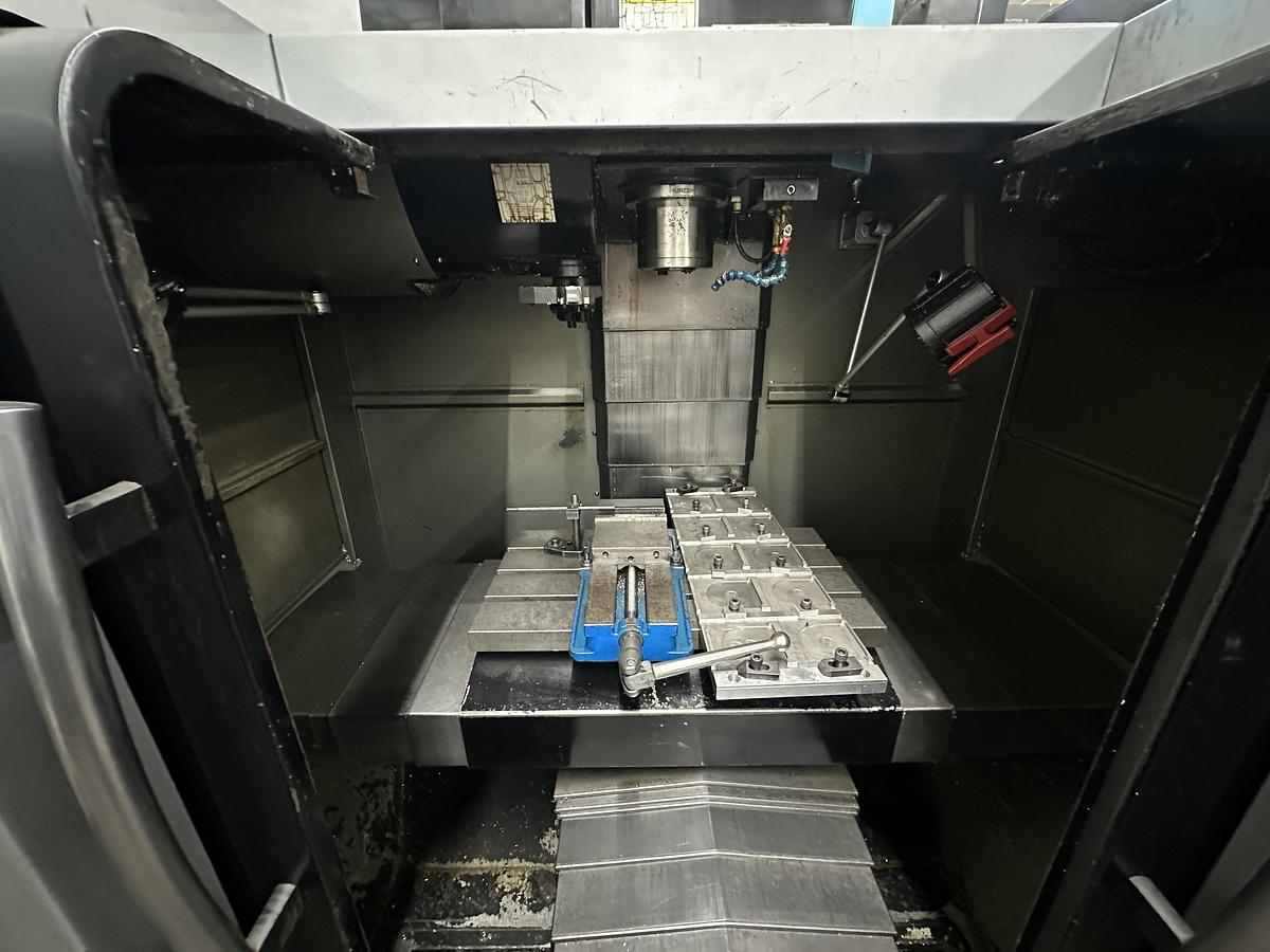 Used 2012 Hurco VM-10i CNC Machining Center