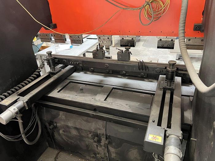 Used 1983 - 88 Ton Amada RG-80S CNC Press Brake