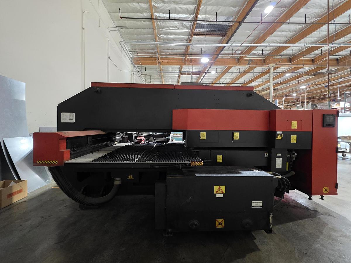 Used 2000 - 22 Ton Amada Vipros 255 CNC Turret Punch