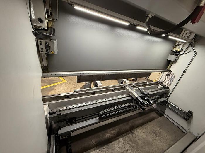 Used 2017 - 248 Ton x 13' Bystronic Xact Smart 225-4100 CNC Hydraulic Press Brake