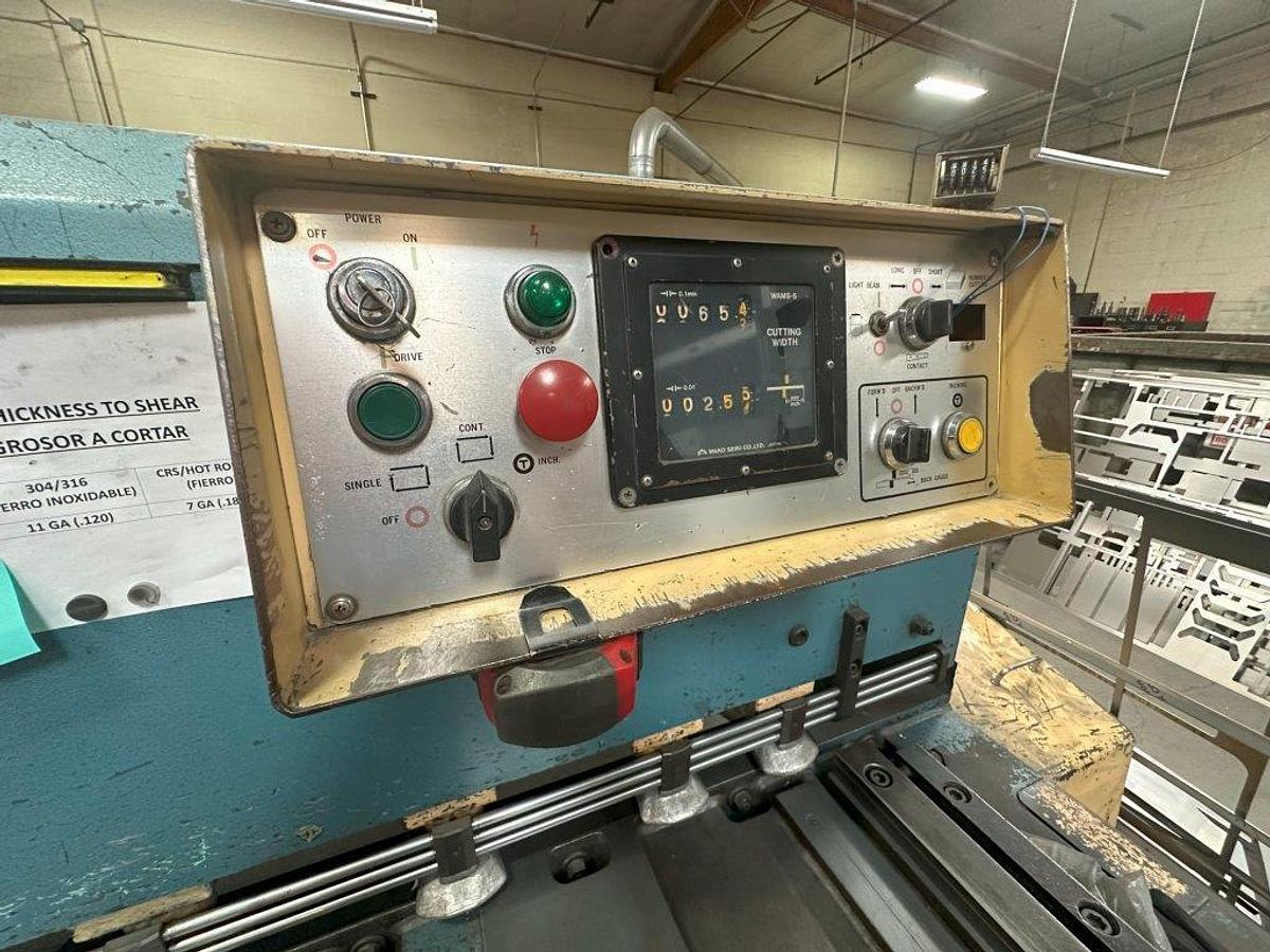 Used 1980 - 3/16" x 10' Amada M-3045 Mechanical Squaring Shear