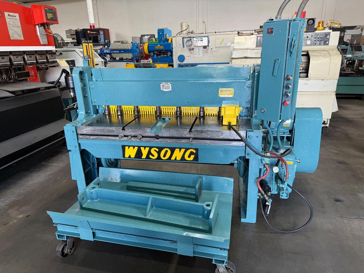 Used 1978 - 12 Ga. x 4' Wysong 1052 Mechanical Shear