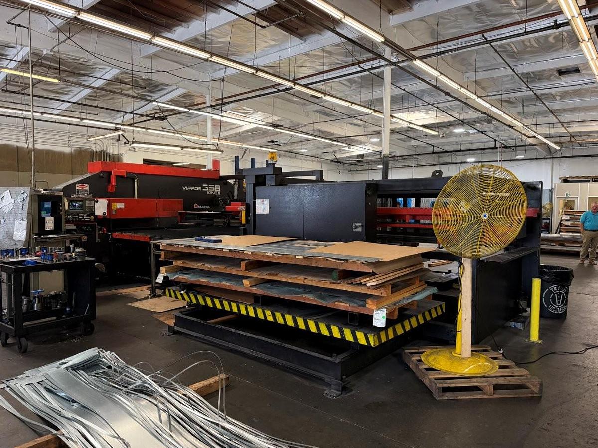 Used 1998 - 33 Ton Amada Vipros 358 King II CNC Turret Punch