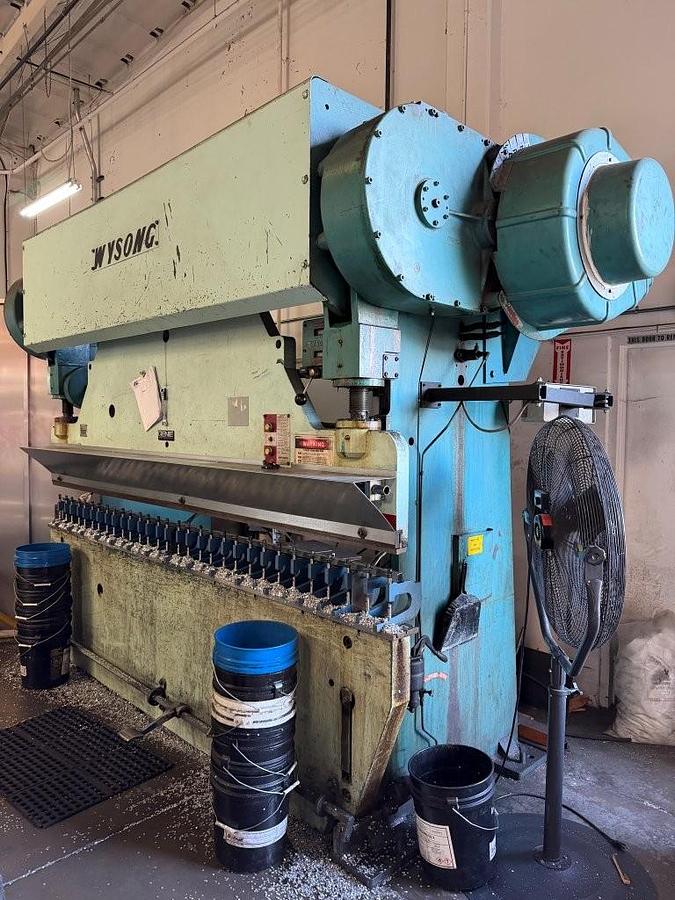 Used 90 Ton x 10' Wysong 90-8 Mechanical Press Brake