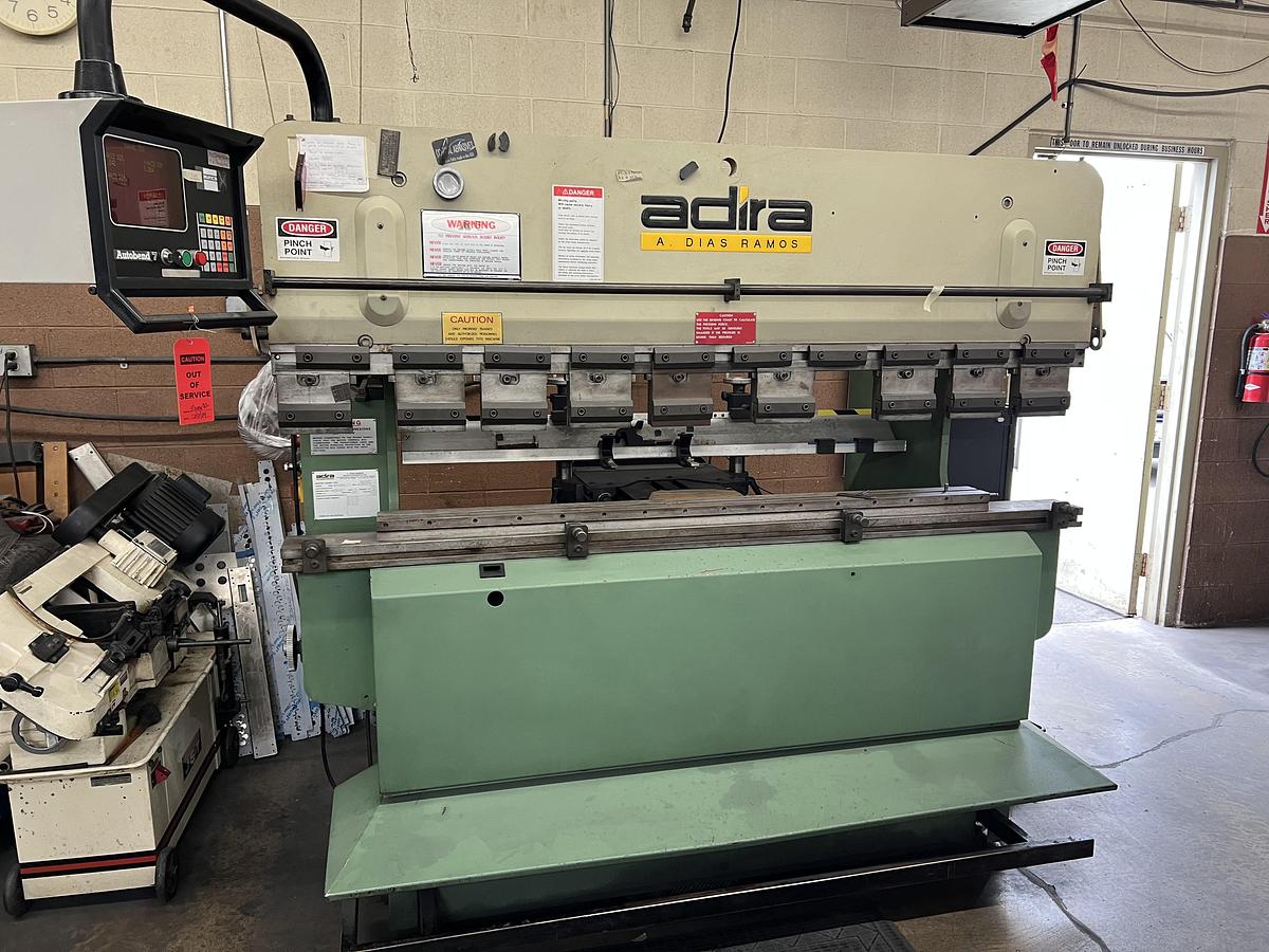 Used 1996 - 35 Ton x 6' Adira AHA-03220 CNC Hydraulic Press Brake