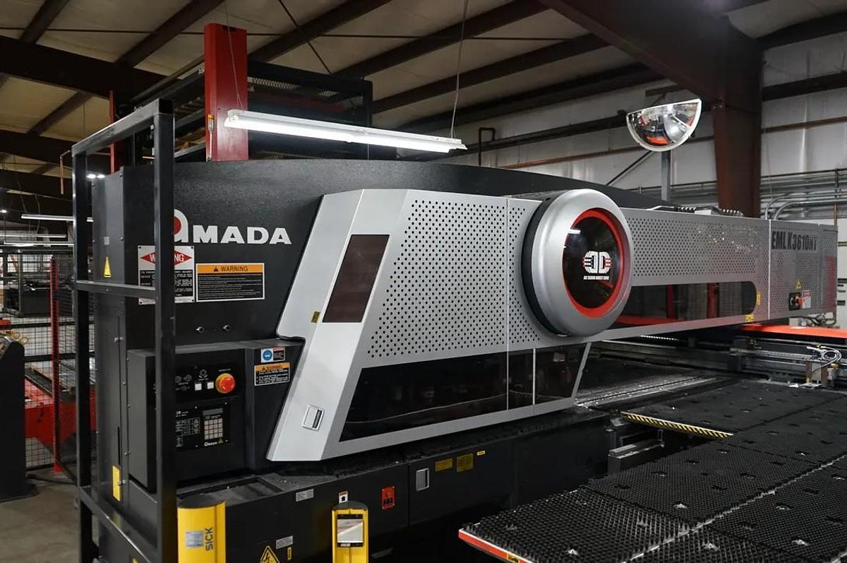 Used 2014 - 33 Ton / 4,000 Watt Amada EMLK-3610NT CNC Punch/Laser Combo