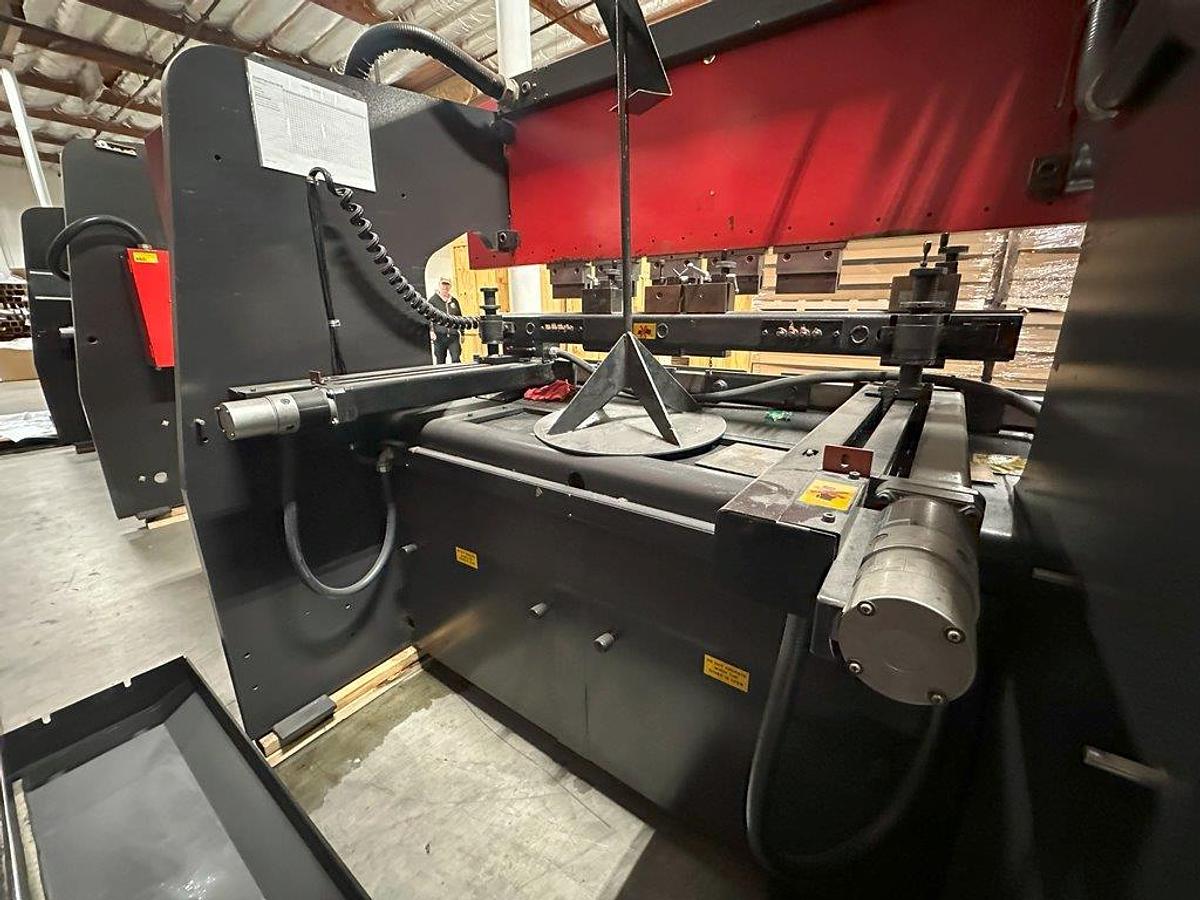 Used  1994 - 55 Ton Amada RG-50 CNC Press Brake