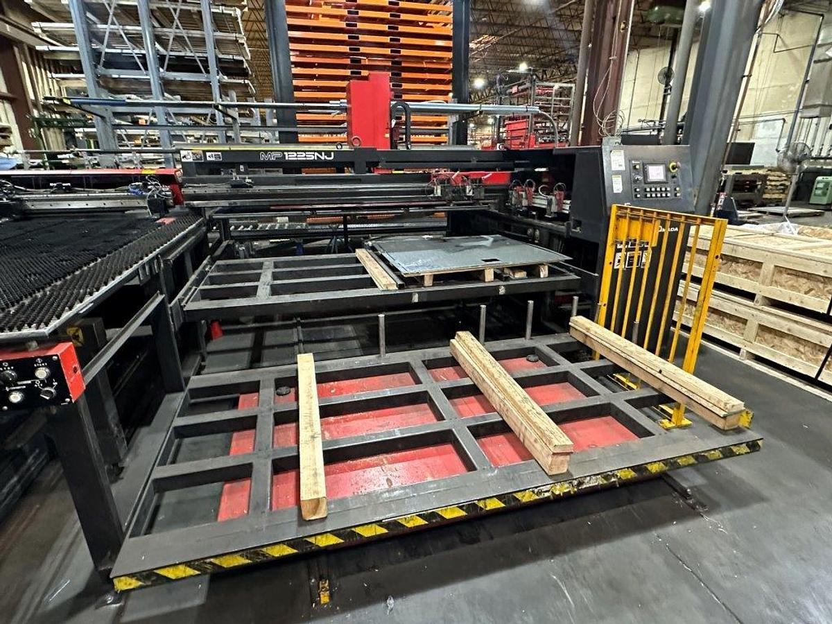 Used 2006 - 22 Ton Amada EM-2510NT Servo Driven Turret Punch