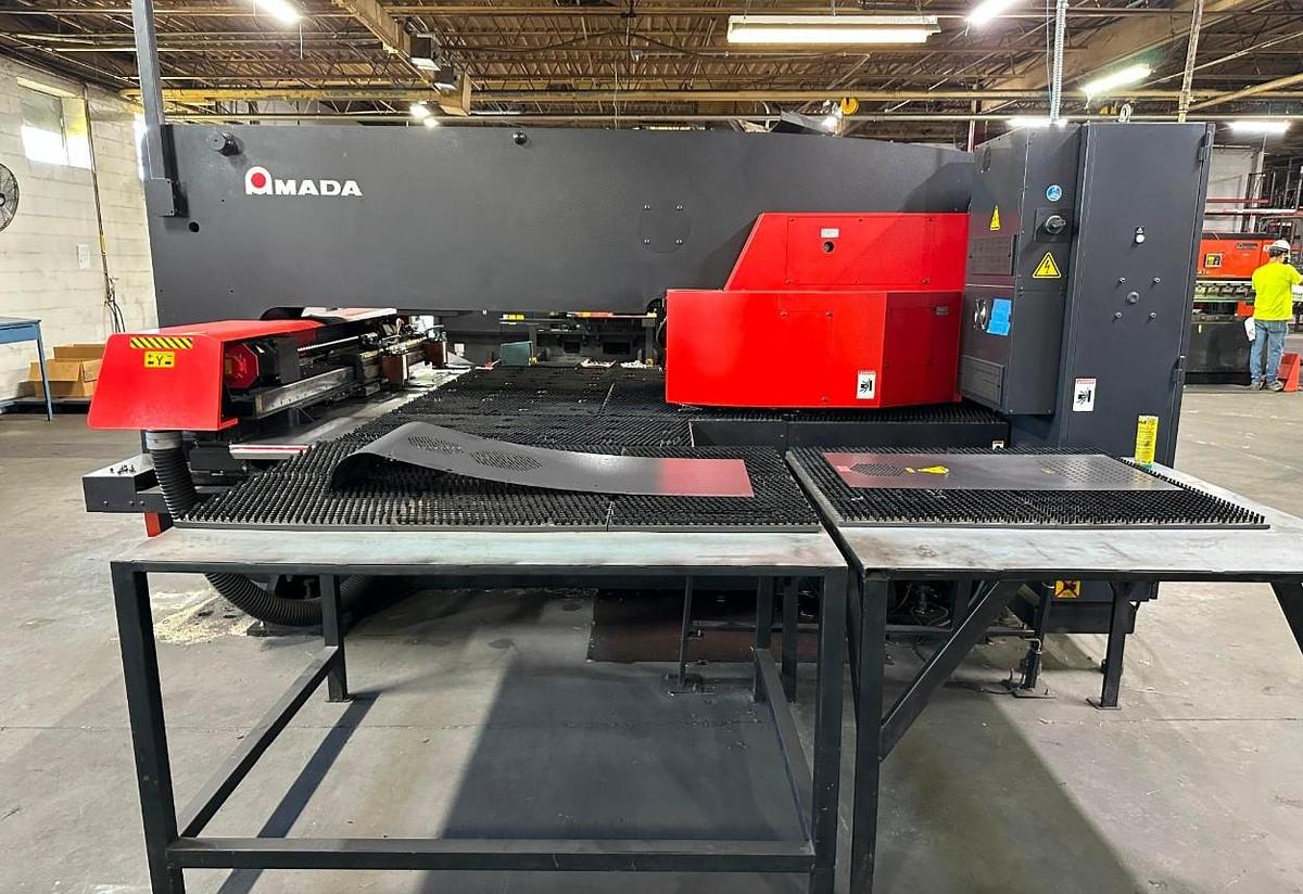 Used 2014 - 22 Ton Amada AE-255NT CNC Servo Driven Turret Punch