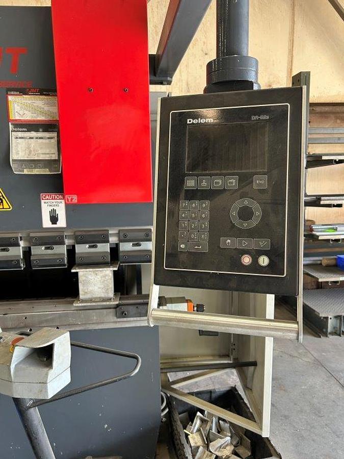 Used 2013 - 66 Ton x 8' Durma/JMT PBF-2560 CNC Press Brake