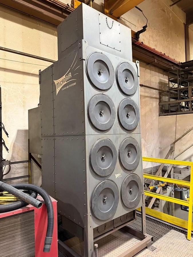 Used 2007 - 4000 Watt Mitsubishi 3015LVP CNC CO2 Laser w/Chiller & Dust Collector