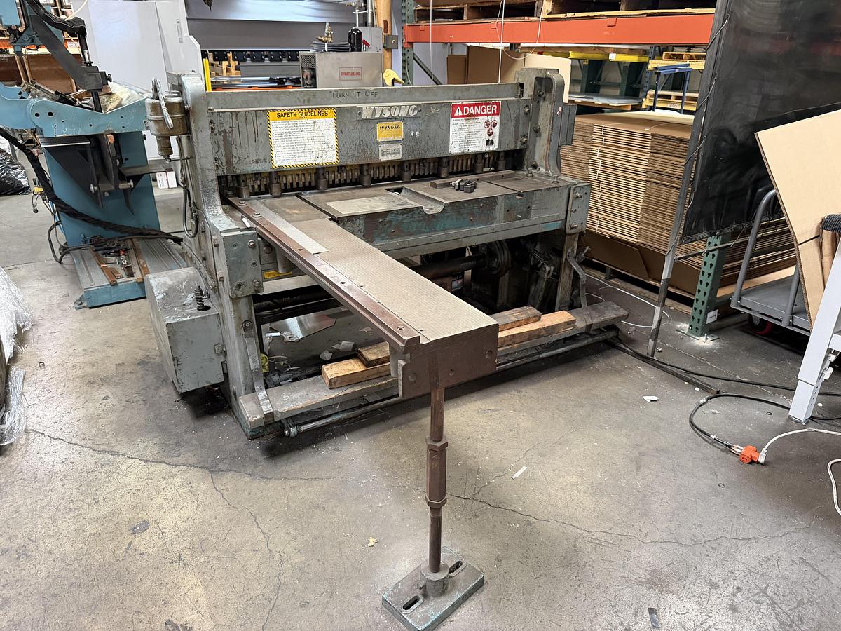 Used 12 Ga. x 52" wysong Mechanical Shear