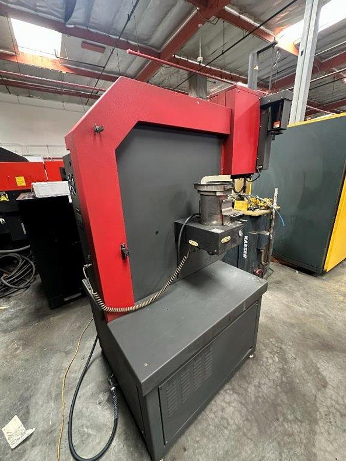 Used 1999 - 8 Ton Haeger 824 Plus 1-H Hardware Insertion Press