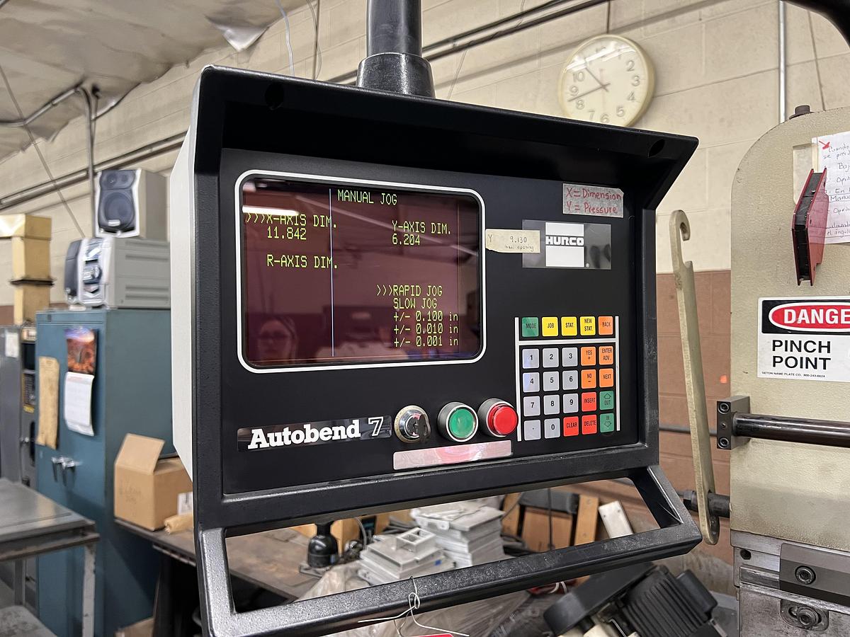 Used 1996 - 35 Ton x 6' Adira AHA-03220 CNC Hydraulic Press Brake